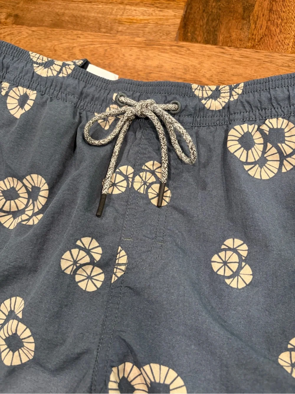 Katin Navy And Tan Print Swim Trunks with Drawstring Waist and Liner Mens Size S